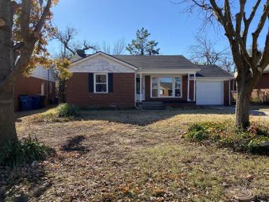 Main picture of 1520 Carlisle Ct