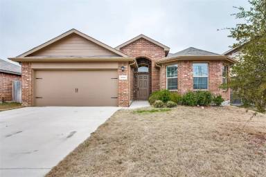 Main picture of 5004 NW College Dr