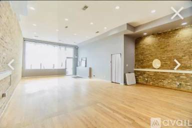 Main picture of 2620 W North Ave