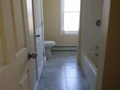 Main picture of 11 Barrows St
