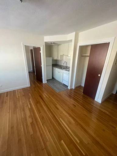 Main picture of 64 Brighton Ave