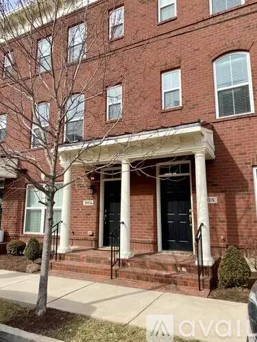 Main picture of 503 N Ford St