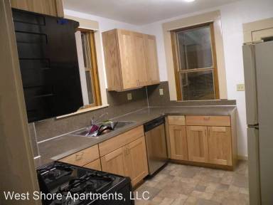 Main picture of 201 S Aurora St