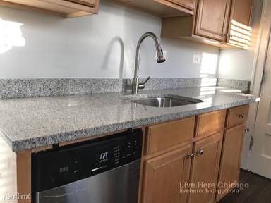 Main picture of Edgewater Gardens Apartments