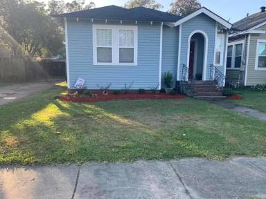 Main picture of 427 N Jefferson Ave