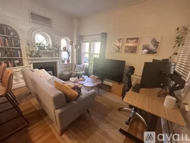 Main picture of 195 Commonwealth Ave