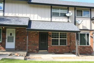 Main picture of 7053 S Webster St