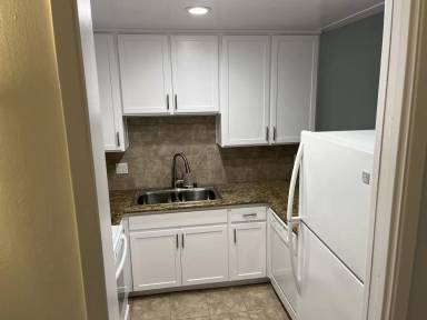 Main picture of 2300 Front St