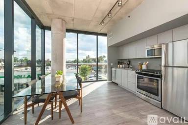 Main picture of 2283 N Milwaukee Ave