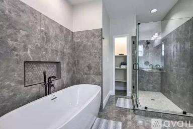 Main picture of 1085 Oglethorpe St