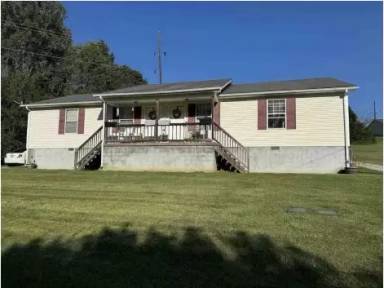 Main picture of 51 Emery Dr