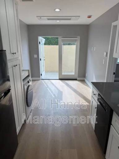 Main picture of 2828 E Mariquita St