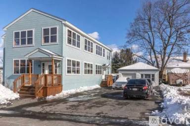 Main picture of 193 Woodland St