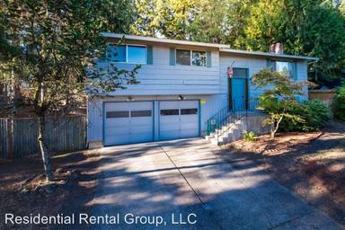 Main picture of 18530 SW Viking Ct