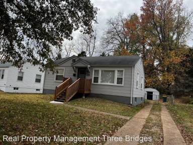 Main picture of 7804 Monroe Dr