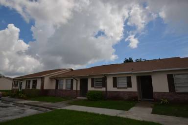 Main picture of Clearlake Village