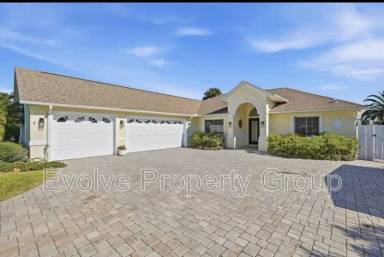 Main picture of 470 Lambert Ave