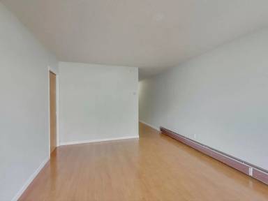 Main picture of 355 24th Ave