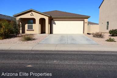 Main picture of 110 E Bobcat Pl