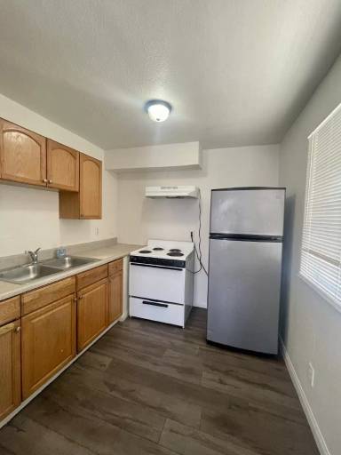 Main picture of 212 W Philadelphia Ave