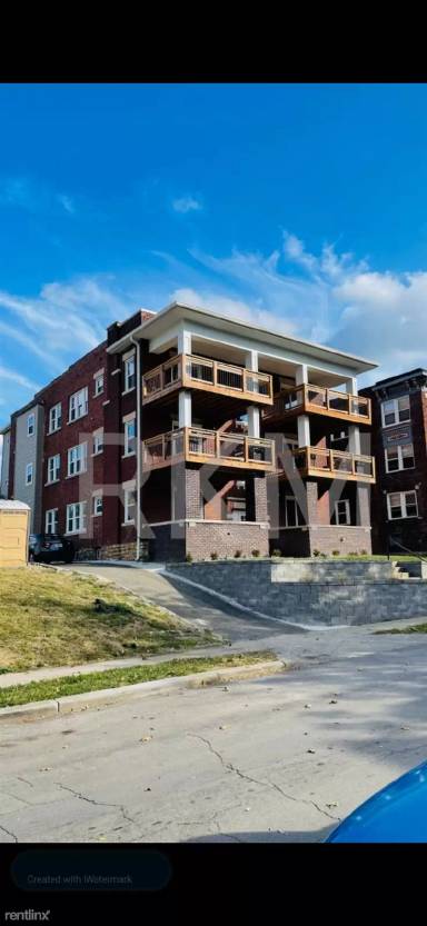 Main picture of 4025 4027 Harrison St