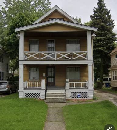 Main picture of 3431 E 102nd St