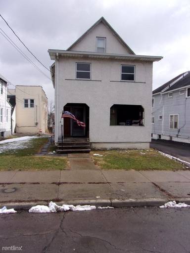 Main picture of 116 Squires Ave