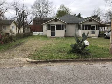 Main picture of 1503 15th Ave