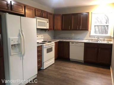 Main picture of 1012 W 8th St