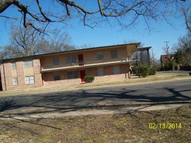 Main picture of 575 S Main St