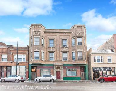 Main picture of 2939 W Belmont Ave