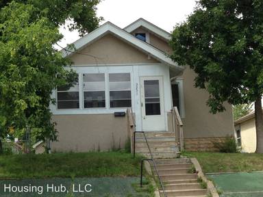 Main picture of 3251 James Ave N