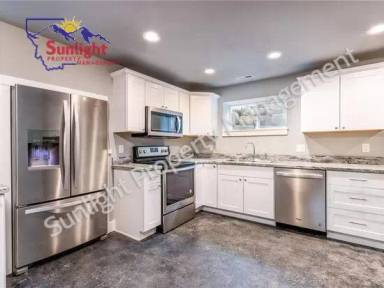 Main picture of 1201 S 72nd St W