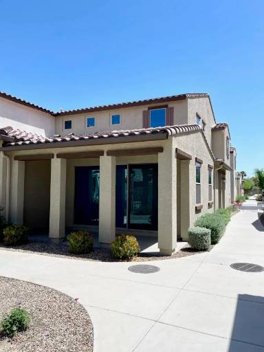 Main picture of Paseo Vista Village