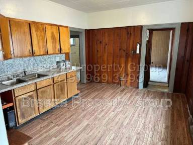 Main picture of 714 Balfe St