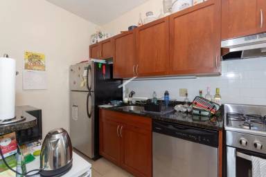 Main picture of 1340 Commonwealth Ave Apartments