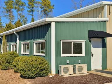 Main picture of 202 Roxbury Industrial Ctr