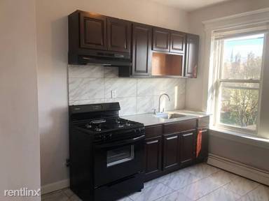 Main picture of 121 Rutgers St