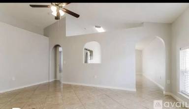 Main picture of 384 Breezeway Dr