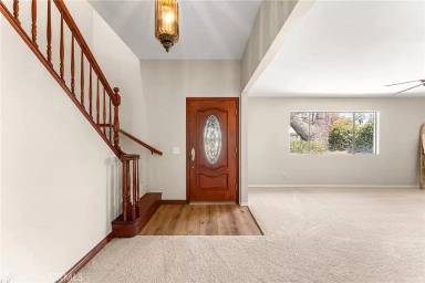 Main picture of 718 Robinhood Ln