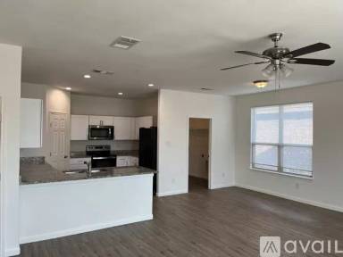 Main picture of 313 Lead Creek Dr