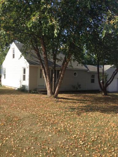 Main picture of 1101 2nd St W