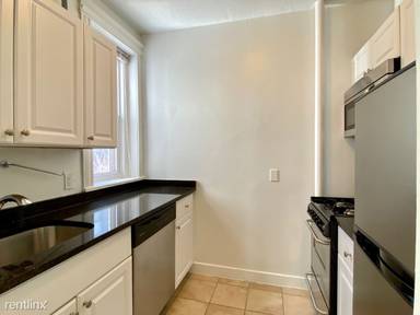 Main picture of 74 Brainerd Rd