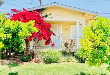 Main picture of 5758 Pickering Ave