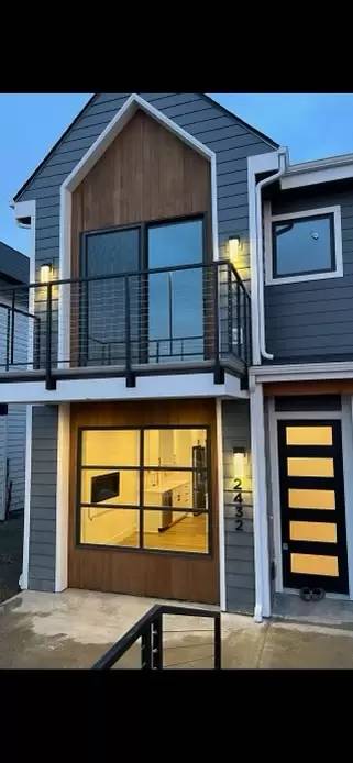 Main picture of 2432 W Suzanne Rd