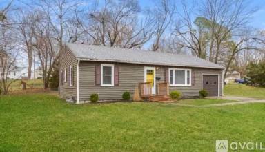 Main picture of 6417 N Campbell St
