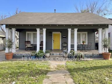 Main picture of 1945 W Park Pl