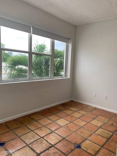 Main picture of 1342 Drexel Ave
