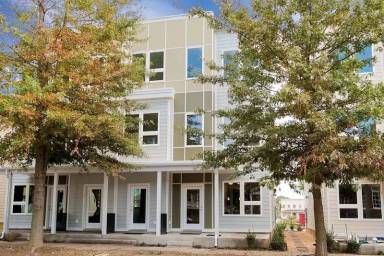 Main picture of 1212 Porter St