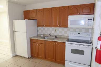 Main picture of 1221 NW 63rd Ave